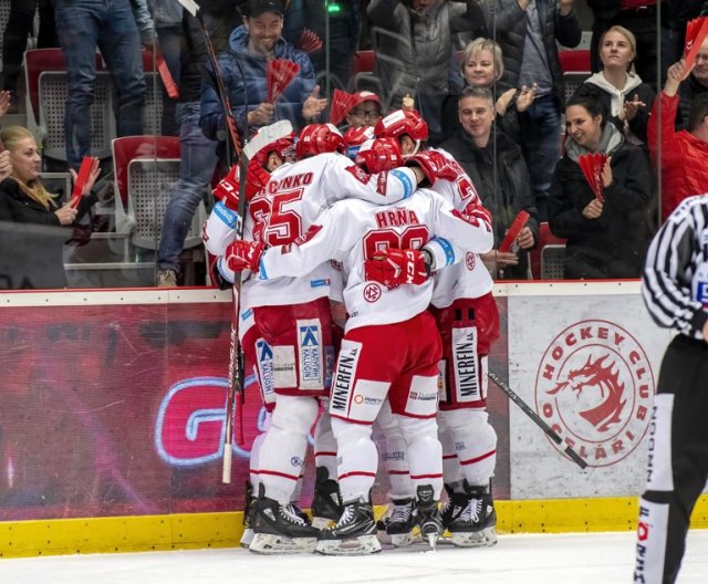 TELH 2018/2019 - Třinec vs Plzeň: předání bronzových medailí