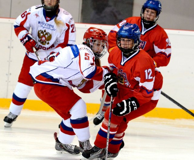 Ženy U18: Česko – Rusko, Slaný, 24.8.2014