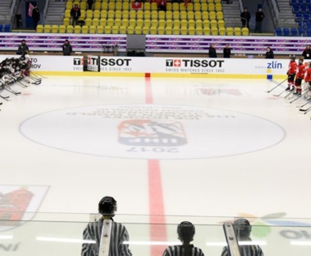 MS žen U18: Švýcarsko vs Japonsko, 13.1.2017