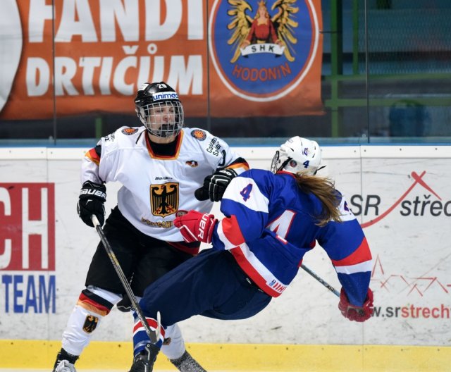 Ženy - Hodonín: Německo vs. Slovensko, 4.11.2015