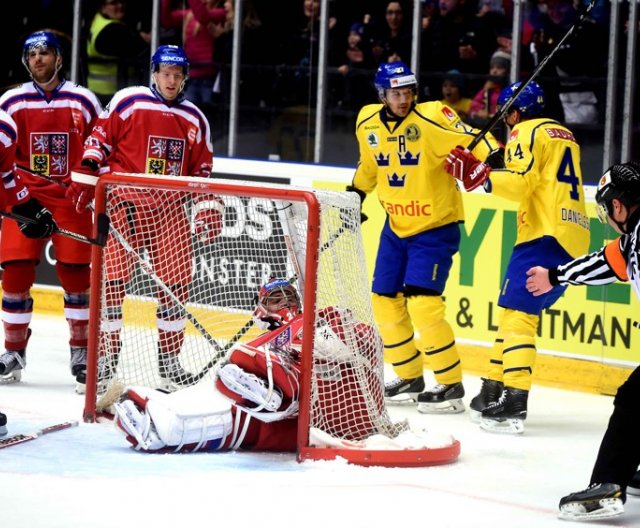 A tým: SWE vs. CZE