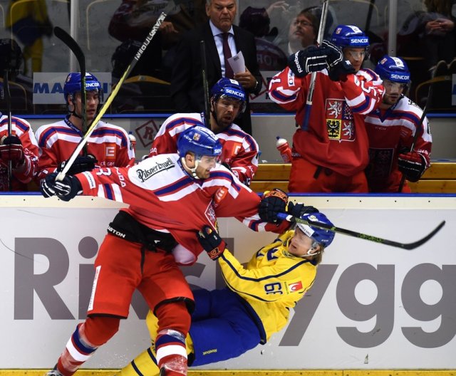 A tým: SWE vs. CZE