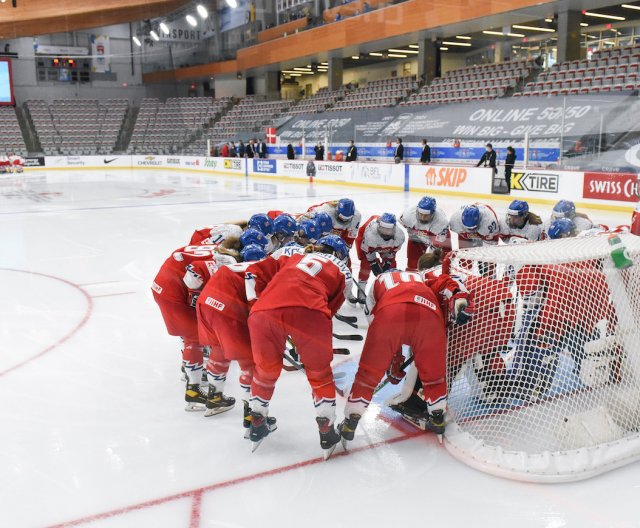 HHOF-IIHF Images