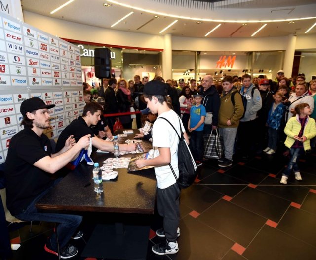 Autogramiáda české reprezentace v Ústí nad Labem