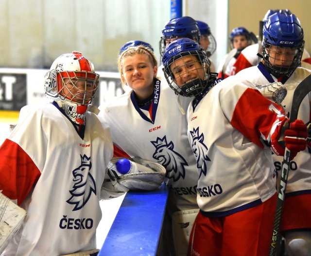 U16 - ženy: Šestidenní přípravný kemp ve Velkých Popovicích