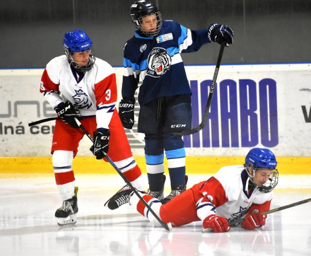 U16 - ženy: Šestidenní přípravný kemp ve Velkých Popovicích