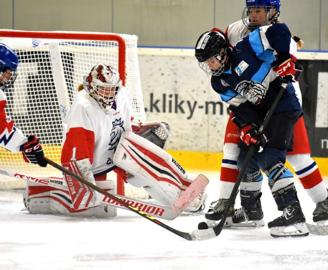 U16 - ženy: Šestidenní přípravný kemp ve Velkých Popovicích