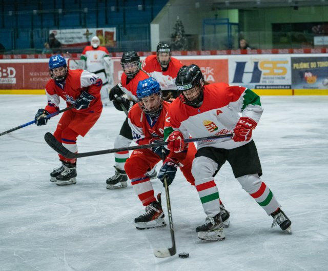 Ženy U16: Česko - Maďarsko, 13. prosince 2023