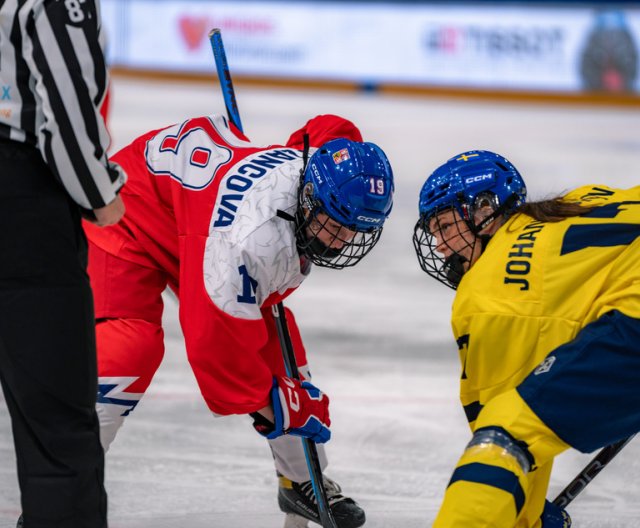 Ženy U18: Česko - Švédsko, MS, 11. 1. 2024