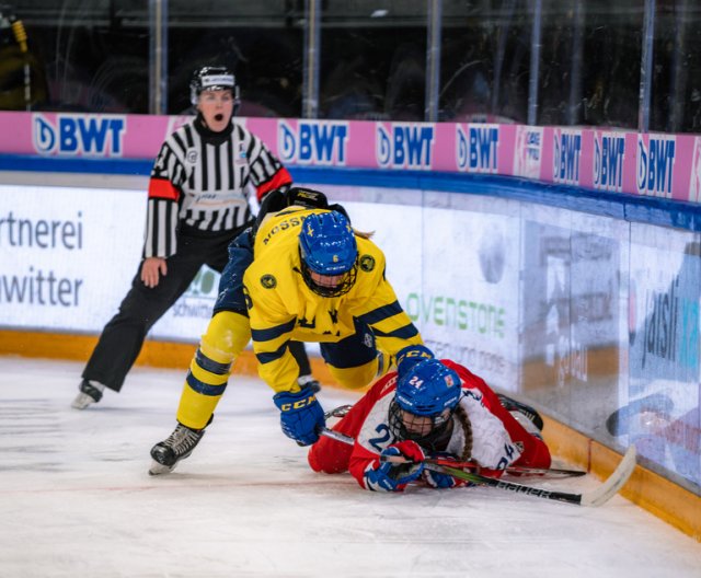 Ženy U18: Česko - Švédsko, MS, 11. 1. 2024