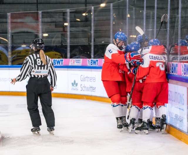 Ženy U18: Česko - Švédsko, MS, 11. 1. 2024