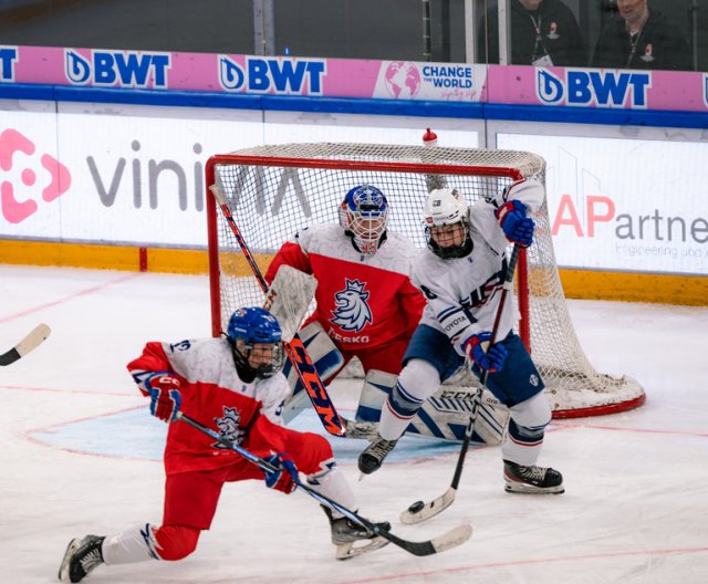 Ženy U18: Česko - USA, MS, 14. 1. 2024