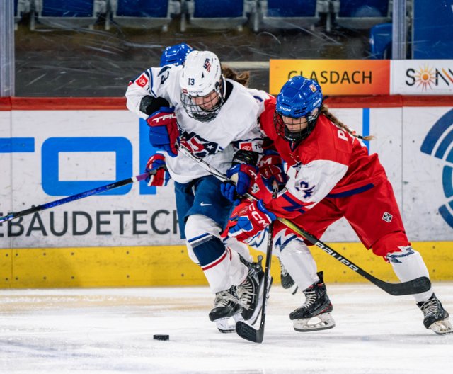 Ženy U18: Česko - USA, příprava před MS, 4. 1. 2024