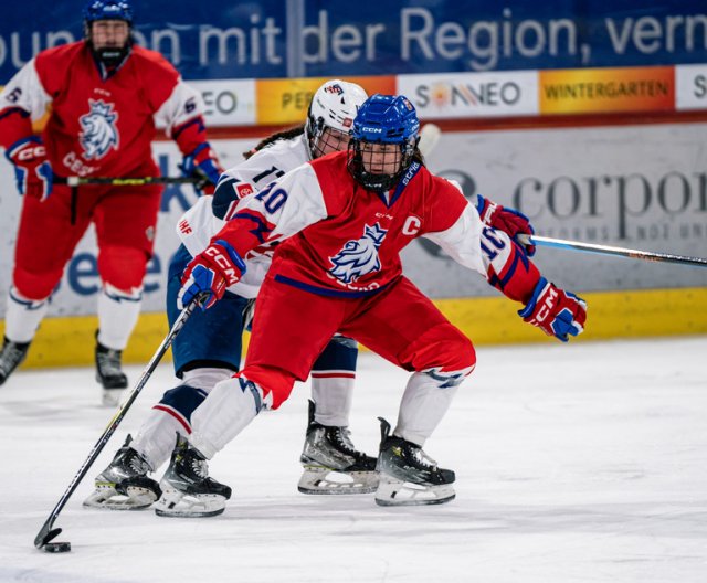 Ženy U18: Česko - USA, příprava před MS, 4. 1. 2024